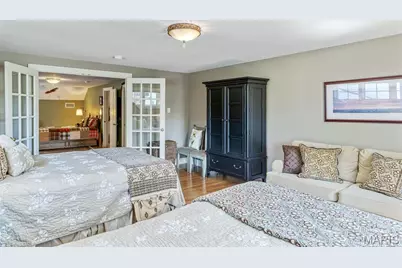 146 N Bemiston Avenue, Clayton, MO 63105 - Photo 30