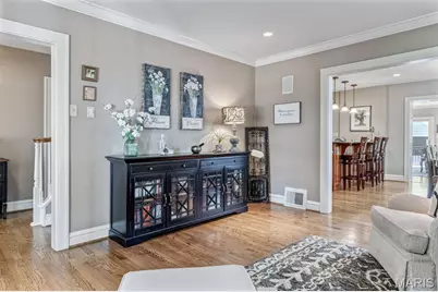 146 N Bemiston Avenue, Clayton, MO 63105 - Photo 6