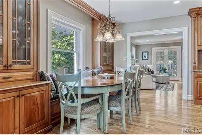 146 N Bemiston Avenue, Clayton, MO 63105 - Photo 8