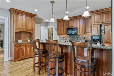 146 N Bemiston Avenue, Clayton, MO 63105 - Photo 10