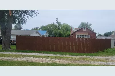 323 W Ross Street, Palmyra, MO 63461 - Photo 6