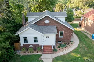 40 Sunset Ct, Pasadena Park, MO 63121 - Photo 2