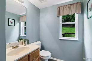 1519 Glenn Brooke Woods Cir, Ballwin, MO 63021 - Photo 12