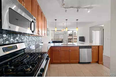 4909 Laclede Avenue #1202, Saint Louis, MO 63108 - Photo 8