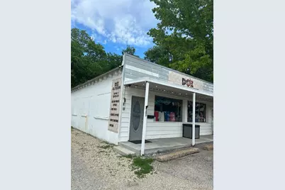 305 Pine Street, Shelbyville, MO 65565 - Photo 2