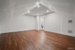 155 Gay Ave, Clayton, MO 63105 - Photo 28