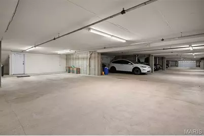 155 Gay Avenue, Clayton, MO 63105 - Photo 34