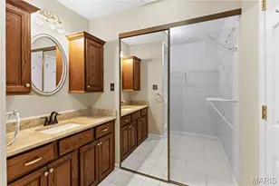 5108 Kennerly Pl Dr, Saint Louis, MO 63128 - Photo 18