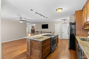 5108 Kennerly Pl Dr, Saint Louis, MO 63128 - Photo 14