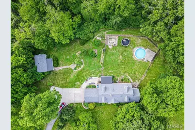 2801 Eldon Avenue, Maryland Heights, MO 63043 - Photo 8