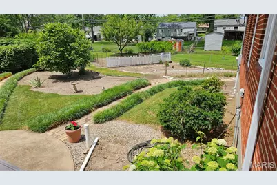 9117 Tiber Court, Affton, MO 63123 - Photo 10