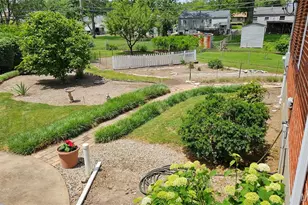 9117 Tiber Ct, Affton, MO 63123 - Photo 10