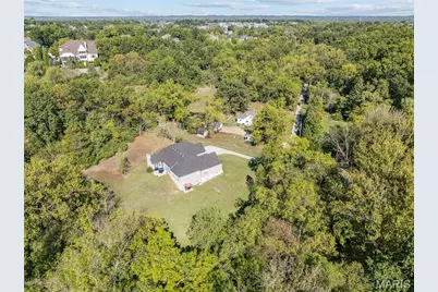 409 Griffith Lane, Chesterfield, MO 63005 - Photo 34