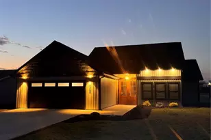 602 Odelia Wy, Pilot Knob, MO 63663 - Photo 2