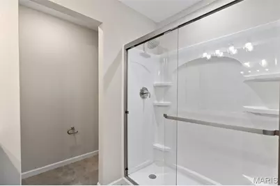 2 Burlington At River Bluffs Meadows, Florissant, MO 63031 - Photo 14