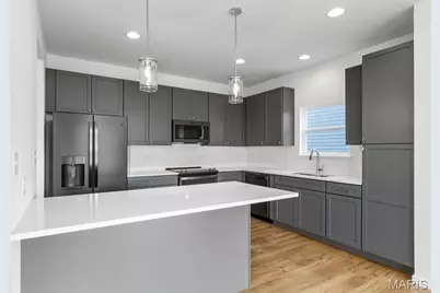 2 Fieldcrest At River Bluffs Meadows, Florissant, MO 63031 - Photo 14