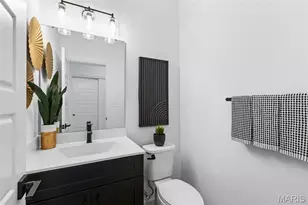 2 Berwick At River Bluffs Manors, Florissant, MO 63031 - Photo 16