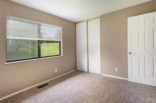 12292 Jerries Ln, Black Jack, MO 63033 - Photo 10