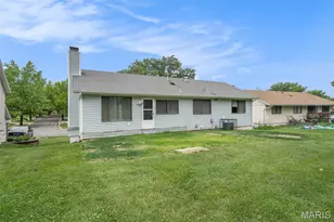 12292 Jerries Ln, Black Jack, MO 63033 - Photo 16