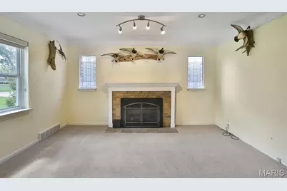 851 Poplar Drive, Unincorporated, MO 63125 - Photo 8