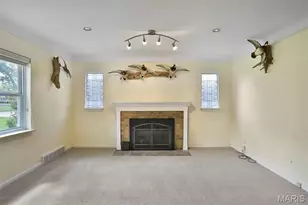 851 Poplar Dr, Unincorporated, MO 63125 - Photo 8