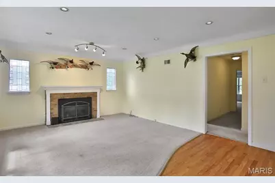 851 Poplar Drive, Unincorporated, MO 63125 - Photo 6