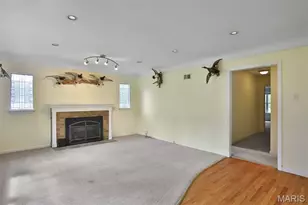 851 Poplar Dr, Unincorporated, MO 63125 - Photo 6