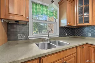 1960 Briarwood Dr, Cape Girardeau, MO 63701 - Photo 10