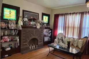 3802 Melba Pl, Saint Louis, MO 63121 - Photo 2