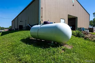 960 Hwy B, Elsberry, MO 63343 - Photo 26