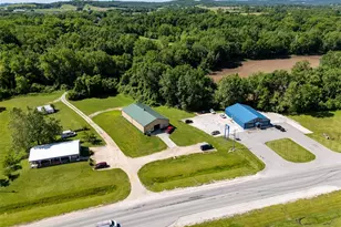 960 Hwy B, Elsberry, MO 63343 - Photo 22