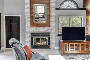 225 Hemingway Ln, Weldon Spring, MO 63304 - Photo 4