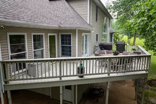 1889 Bay Ave, Hannibal, MO 63401 - Photo 78