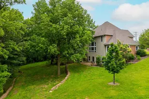 1889 Bay Ave, Hannibal, MO 63401 - Photo 90