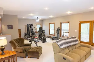 1889 Bay Ave, Hannibal, MO 63401 - Photo 60