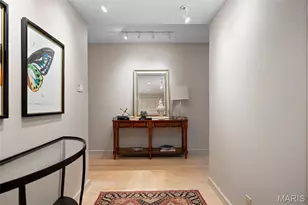 710 S Hanley Rd, Clayton, MO 63105 - Photo 8