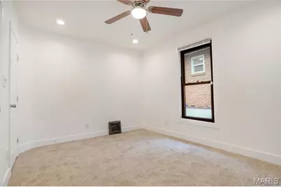 5444 Janet Avenue, Jennings, MO 63136 - Photo 12