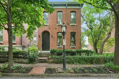 913 Morrison Avenue, Saint Louis, MO 63104 - Photo 1