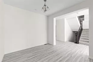 3828 Sonora Stoned Dr, Florissant, MO 63031 - Photo 4