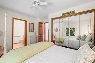 1255 Walnut Hill Farm Dr, Chesterfield, MO 63005 - Photo 24