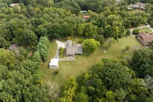 3832 Fleur Du Bois Dr, Florissant, MO 63034 - Photo 4