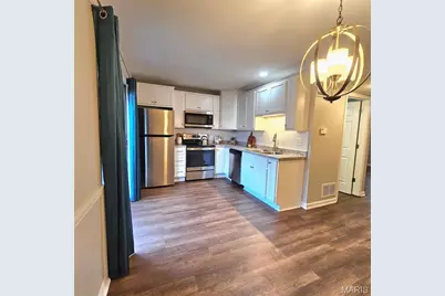 1905 Mansard Drive, Saint Louis, MO 63125 - Photo 10