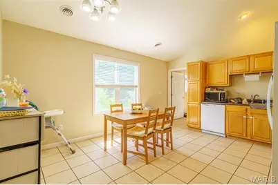 913 N 1st Street, Shelbyville, MO 65565 - Photo 8