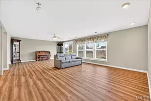 2514 Newpoint Dr, Wildwood, MO 63011 - Photo 16