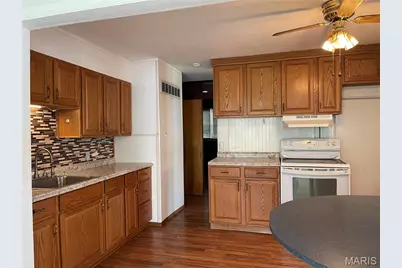 4140 Tesson Street, Saint Louis, MO 63123 - Photo 8