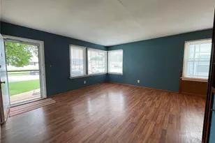 4140 Tesson St, Saint Louis, MO 63123 - Photo 2