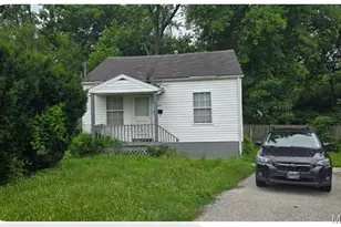 3355 Edmundson Rd, Breckenridge Hills, MO 63114 - Photo 1