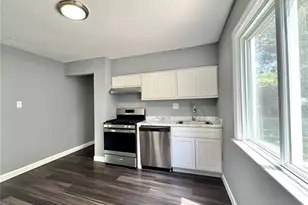 4404 St Leo Ln, Saint Ann, MO 63074 - Photo 8