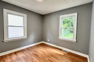 4404 St Leo Ln, Saint Ann, MO 63074 - Photo 16