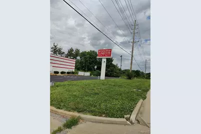 11501 New Halls Ferry Road, Florissant, MO 63033 - Photo 10